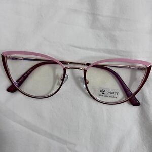 Fashion glasses - practically brand new. Unisex